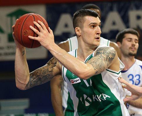 Στα «θαλασσί» και ο Μπούλιαν